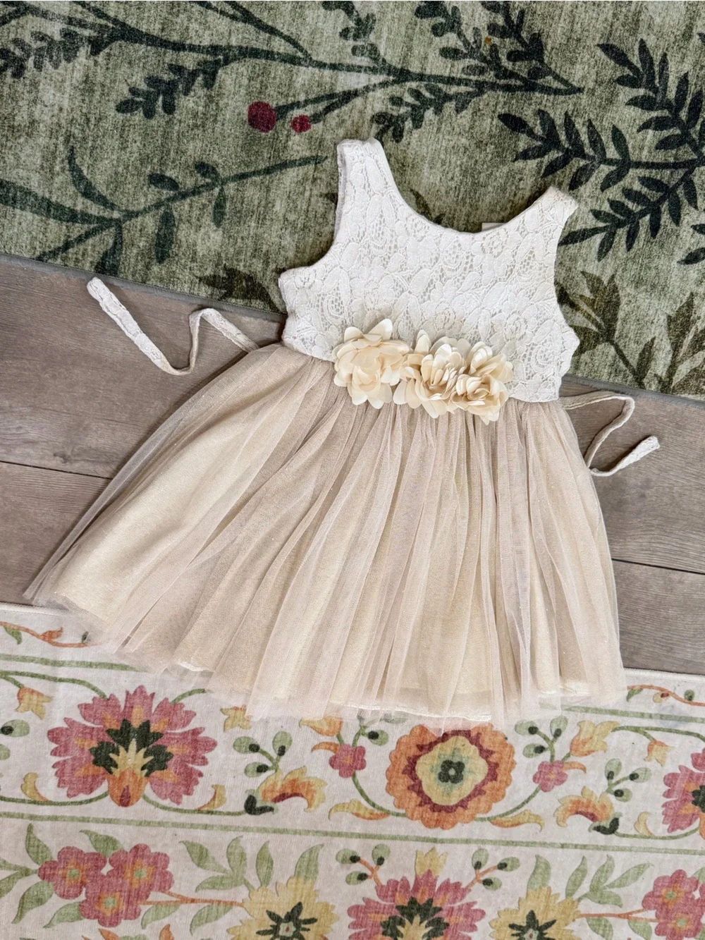 Sweet Heart Rose Toddler Girl Lace and Beige Formal Dress 3T Tulle Flower Waist